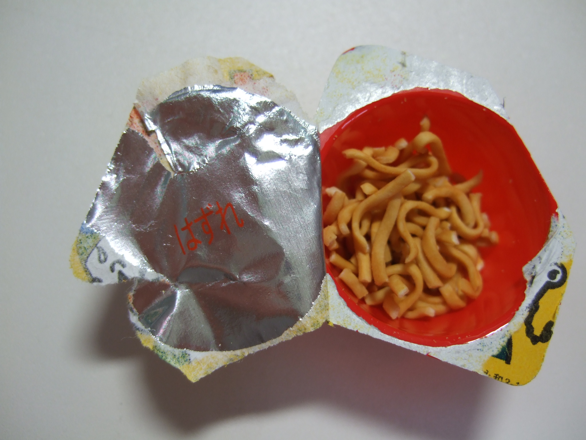 駄菓子ヤッターメンの当たりの見分け方がある？ヤッターメンを大調査 お食事ウェブマガジン「グルメノート」