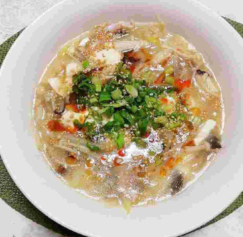 きのこと豆腐のスープ