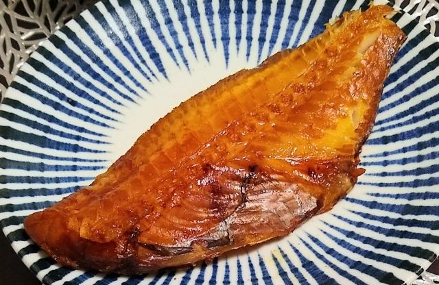 メヌケの特徴と生態を調査！釣り方や捌き方・おすすめの食べ方も紹介 | お食事ウェブマガジン「グルメノート」
