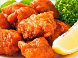 唐揚げには小麦粉と片栗粉どっちを使う 粉の違いなどを比較 お食事ウェブマガジン グルメノート