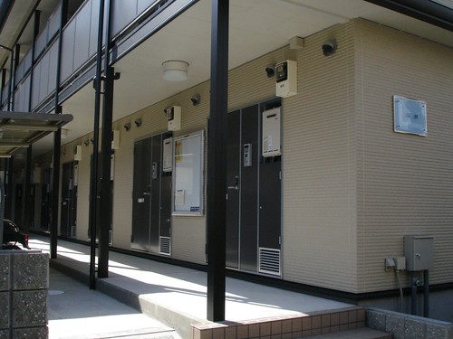 手取り万円の家賃の相場は 一人暮らしに必要な生活費や物件の探し方を解説 イエテク 手取り万円の家賃の相場は 一人暮らしに必要な生活費や物件の探し方を解説 イエテク