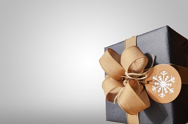 自分では買わないけどもらって嬉しいものを男女別と値段別に紹介 女性がキラキラ輝くために役立つ情報メディア