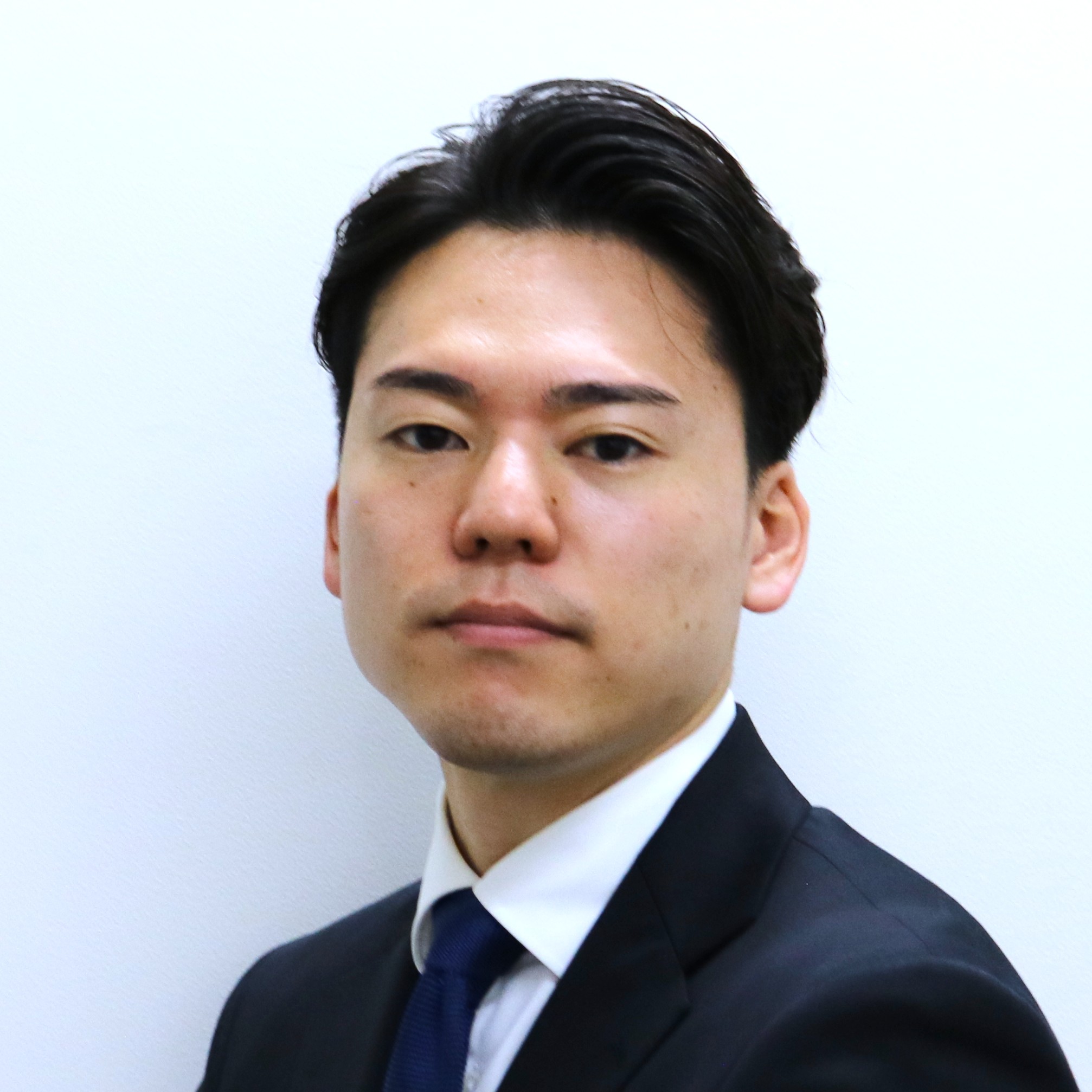 滝 智弥
