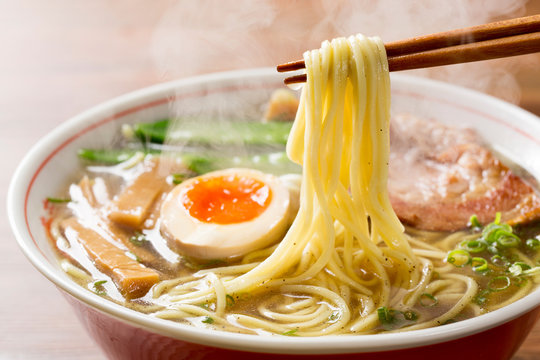 【関東】百名店選出　ラーメン店舗運営