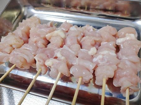 【関西/製造余力あり】串打ちメインの食肉加工業