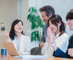 【東京都】 大手企業向け営業支援およびIT人材派遣業