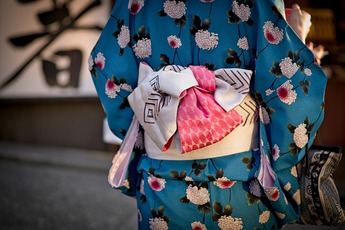 【都内一等地に複数店舗】呉服小業業