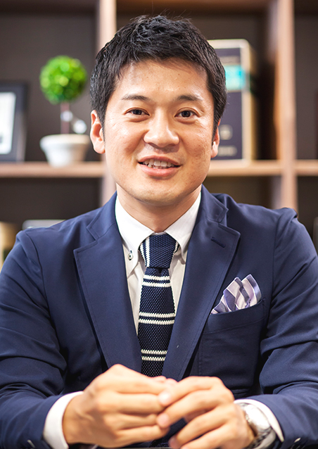 代表税理士：酒井 優行