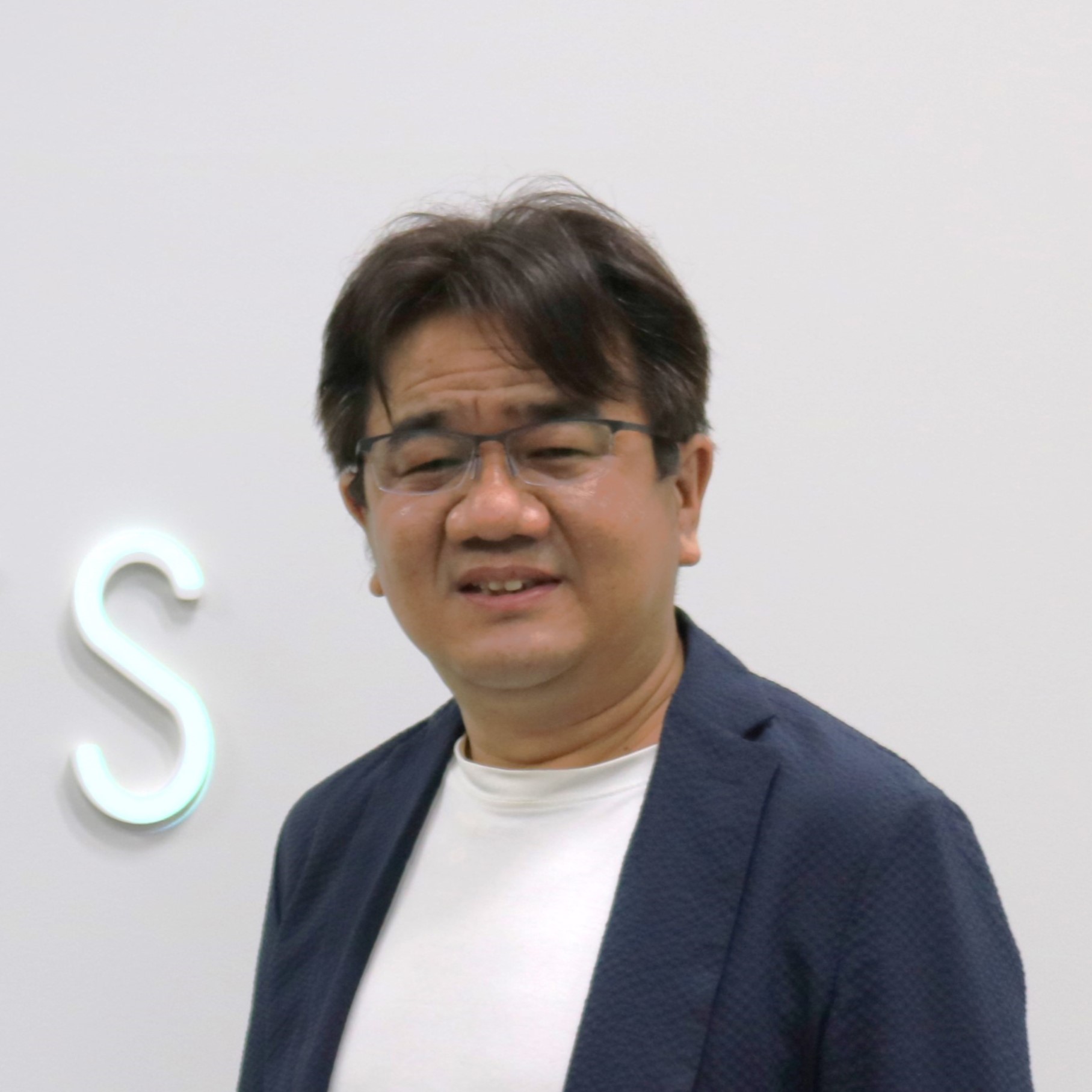 　代表取締役社長　　　　  桑原裕文様　　