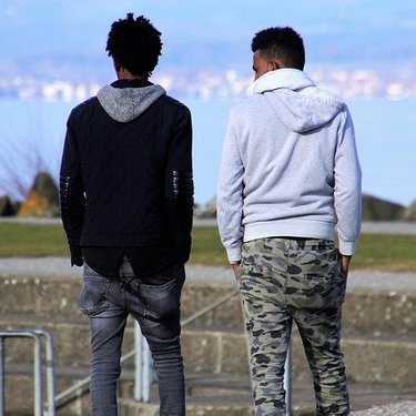 遠くの親戚より近くの他人 の意味とは 意味や使い方を解説 言葉の意味の備忘録