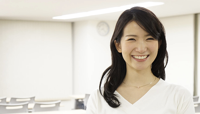 2ヶ月でTOEIC300点アップ。英語だけではなく、時間の有効活用もできるよになりました。 -大手IT企業勤務 上野山 香穂さん