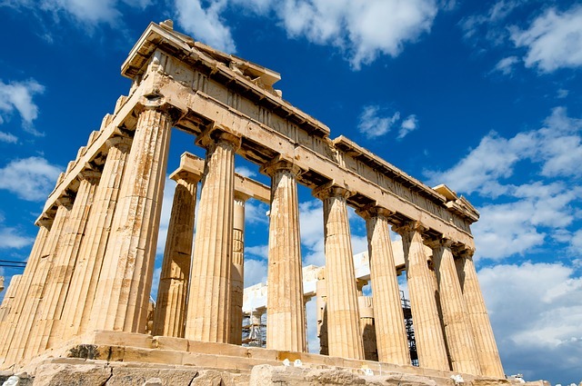 ギリシャで英語は通じる?ギリシャ人の英語力や公用語などを解説!