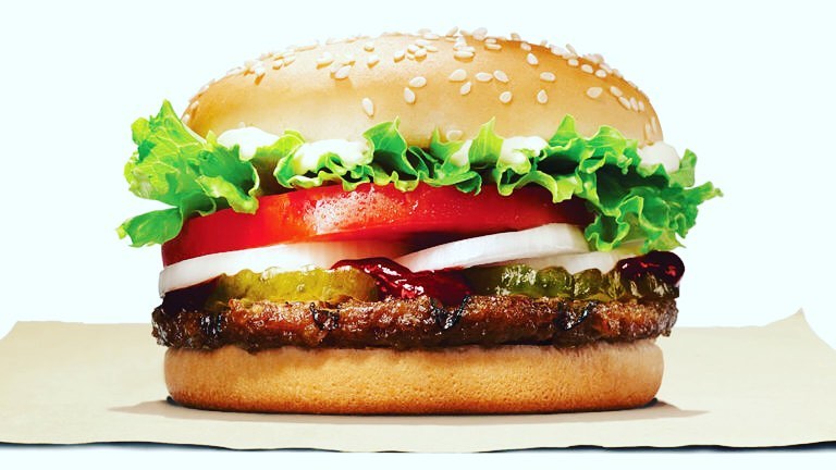 バーガーキングのワッパーって何？普通のハンバーガーとは何が違うの？