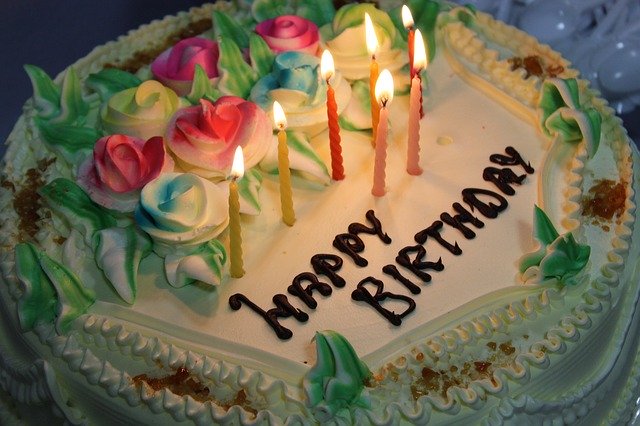 1月8日の誕生石 誕生花 星座 運勢 相性は 365日誕生日占い Lovely