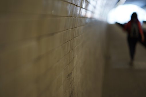 自首する夢の意味21選 夢占い 警察 殺人 手錠 すすめるなど Lovely