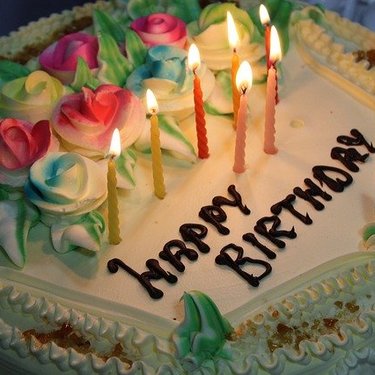 9月18日の誕生石 誕生花 星座 運勢 相性は 365日誕生日占い Lovely