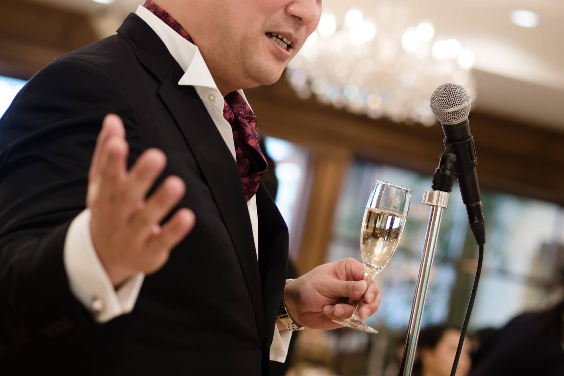 懇親会での中締めの挨拶例文 懇親会での中締めの挨拶例文