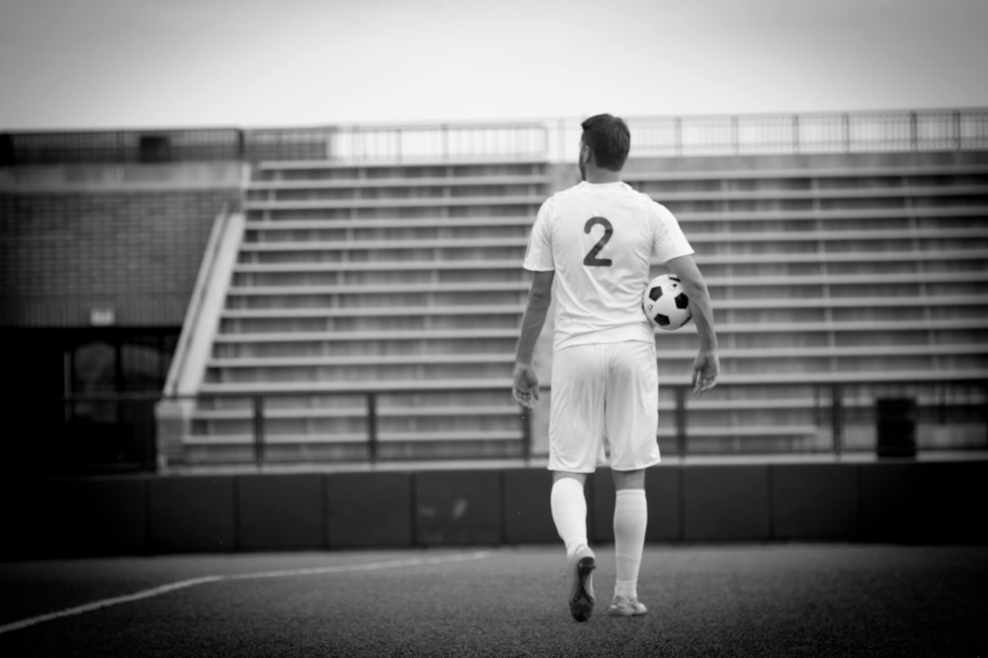 サッカーの内田選手とは? サッカーの内田選手とは?
