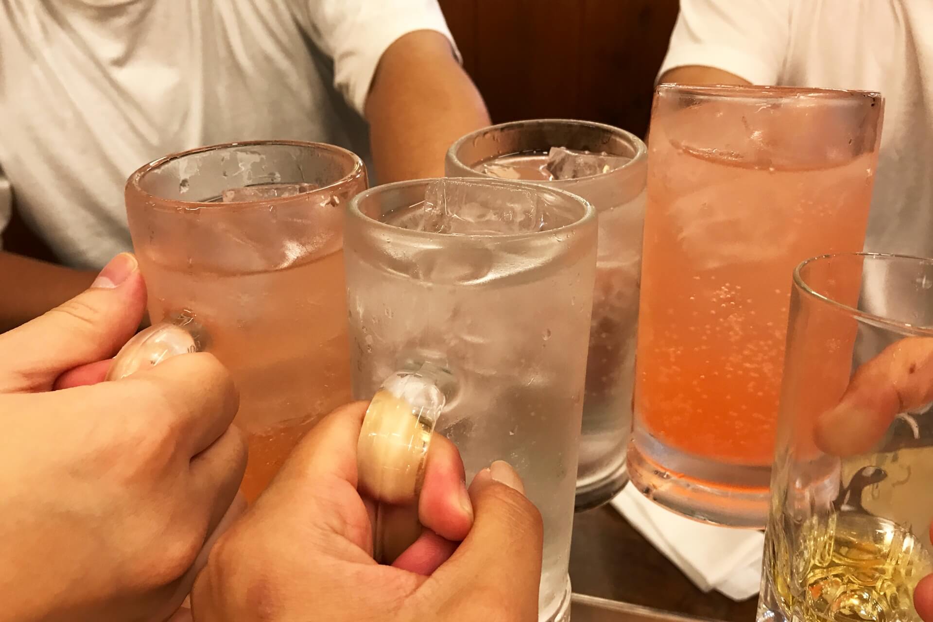 宴会などの幹事の挨拶はどう考えたらいい? 宴会などの幹事の挨拶はどう考えたらいい?