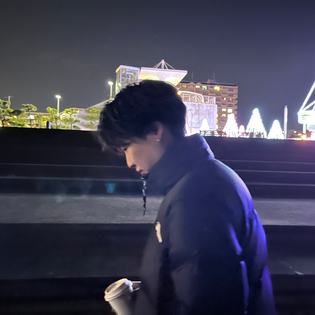 松野正希
