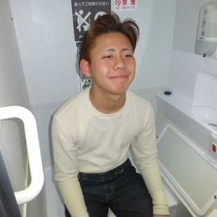 金岡日出男