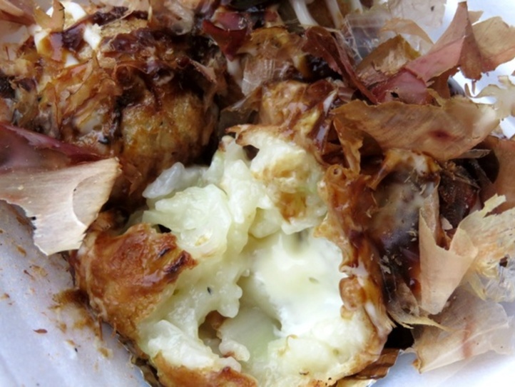 ホーチミンではたこ焼きが大人気!一風変わった10個の具を食べてみた
