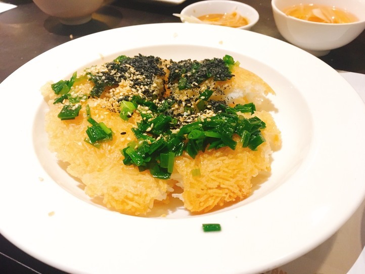 おいしい! パフォーマンスが楽しい! 「コム・ニュウ・サイゴン」はお得なベトナム料理レストラン