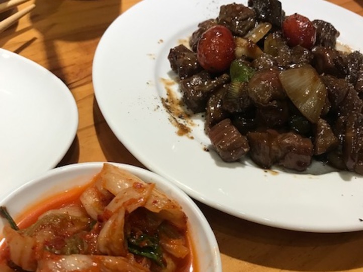 満を持してホーチミン2区にオープン!ヘルシーラム肉専門店〜TEMUJIN(テムジン)〜