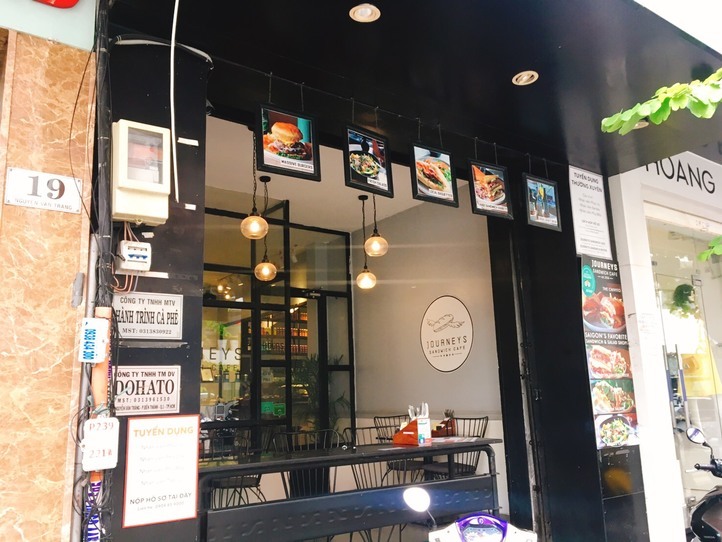 サンドイッチ専門店でおしゃれバインミーを食べよう ~「Journeys Sandwich Café」
