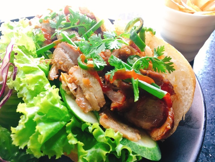 サンドイッチ専門店でおしゃれバインミーを食べよう ~「Journeys Sandwich Café」