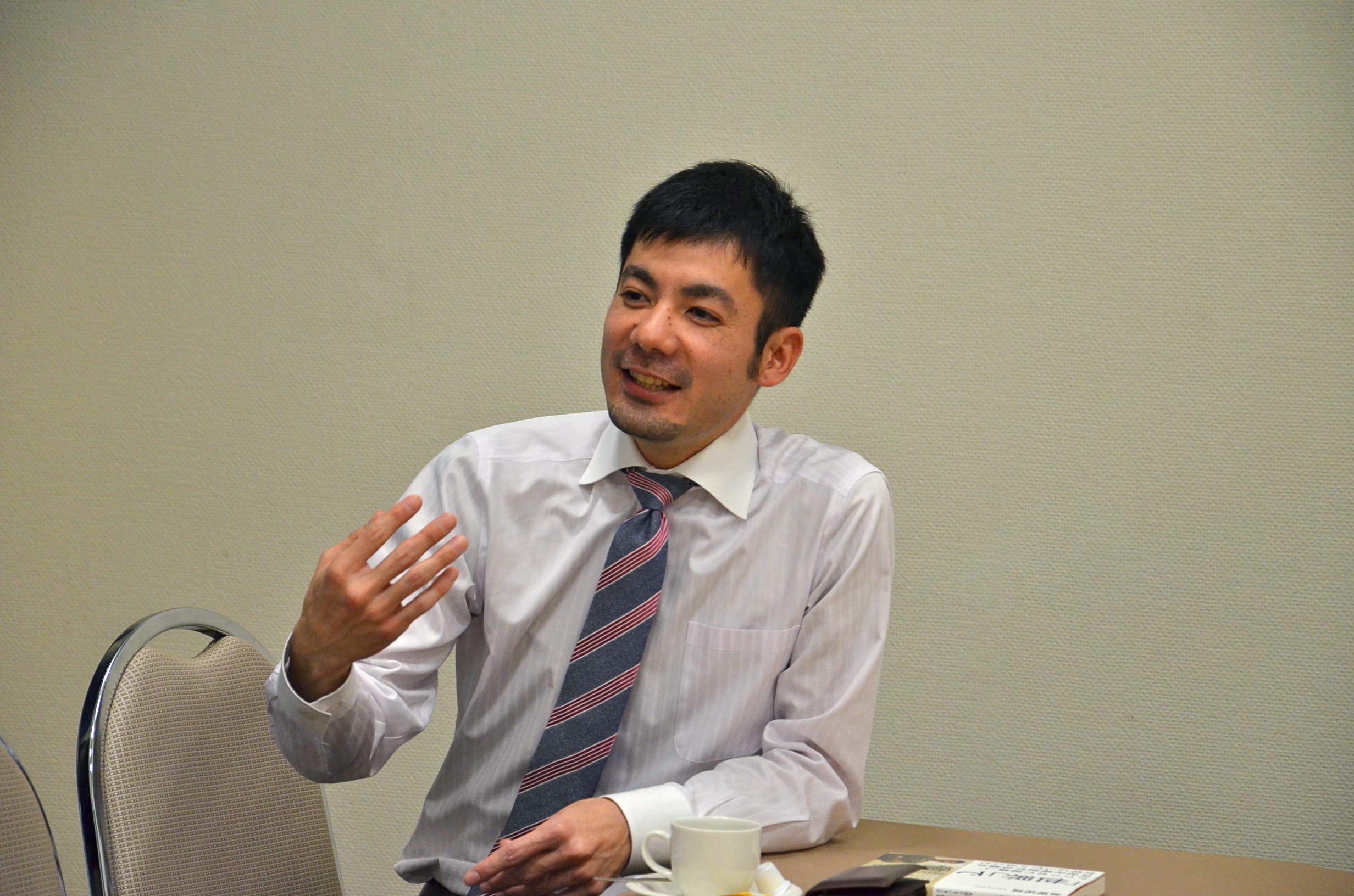 アフリカで年商400億円を稼ぐ 日本人実業家 金城拓真氏とインターン生が語る アフリカでビジネスをする魅力 Co Media コメディア