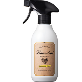 ランドリン ボタニカル ファブリックミスト ベルガモット&シダー 300mL