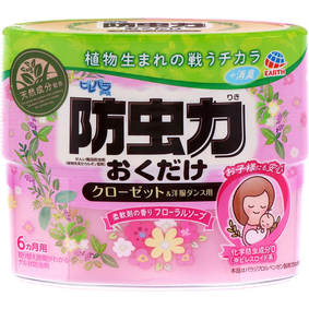 ピレパラアース 防虫力おくだけ 消臭プラス 柔軟剤の香り フローラルソープ 300mL
