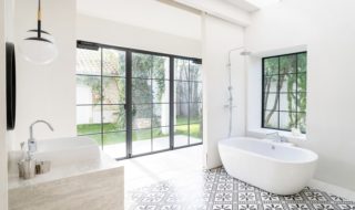 カーテンのない家に住むのは 1つの到達点である 東京カンテイ マンションライブラリ カーテンのない家に住むのは 1つの到達点である 東京カンテイ マンションライブラリ
