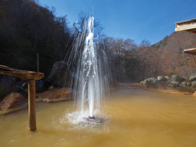 間欠泉 湯の華