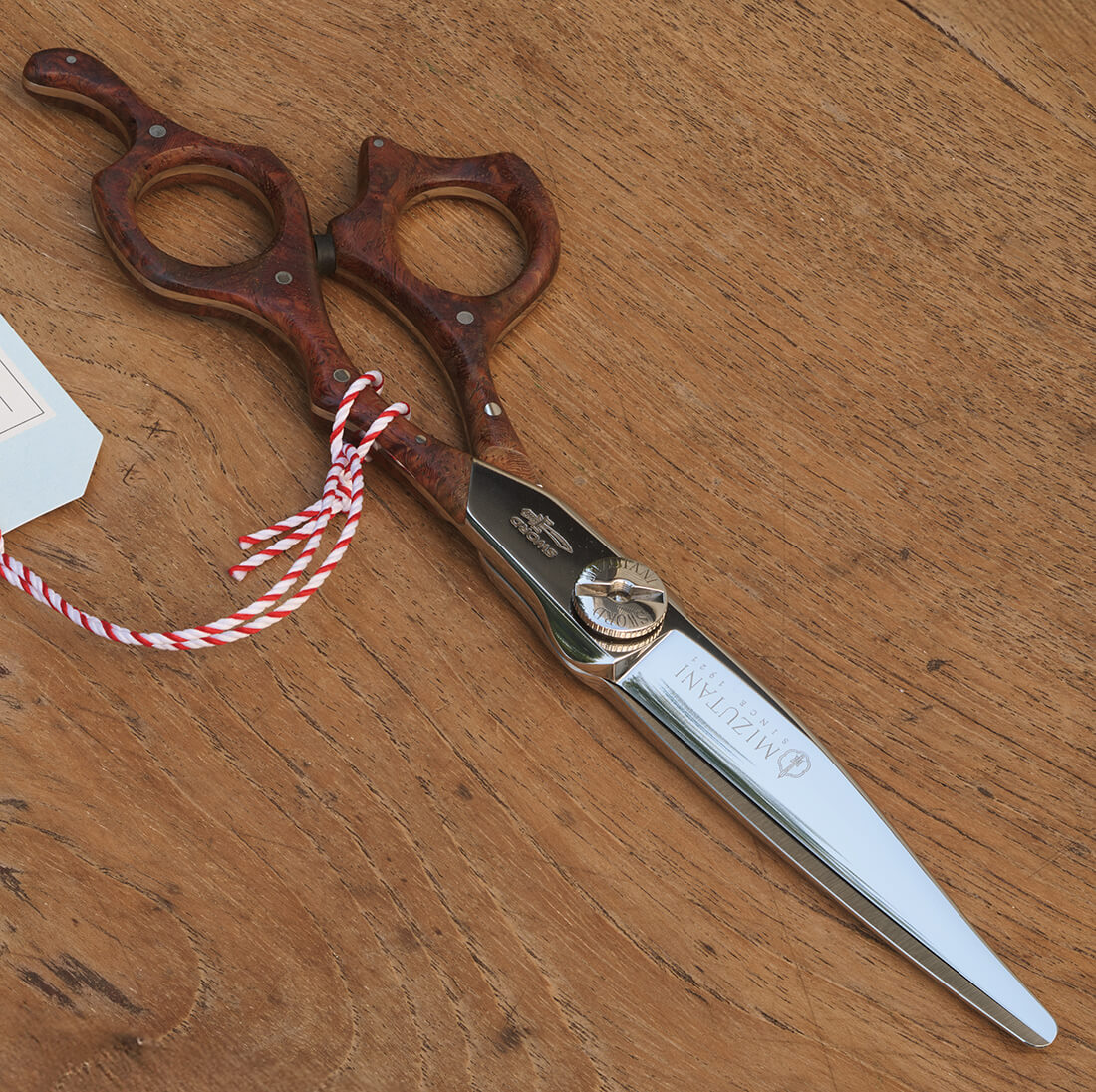 sword-wood-w-01-jpj-B08482_2.jpg