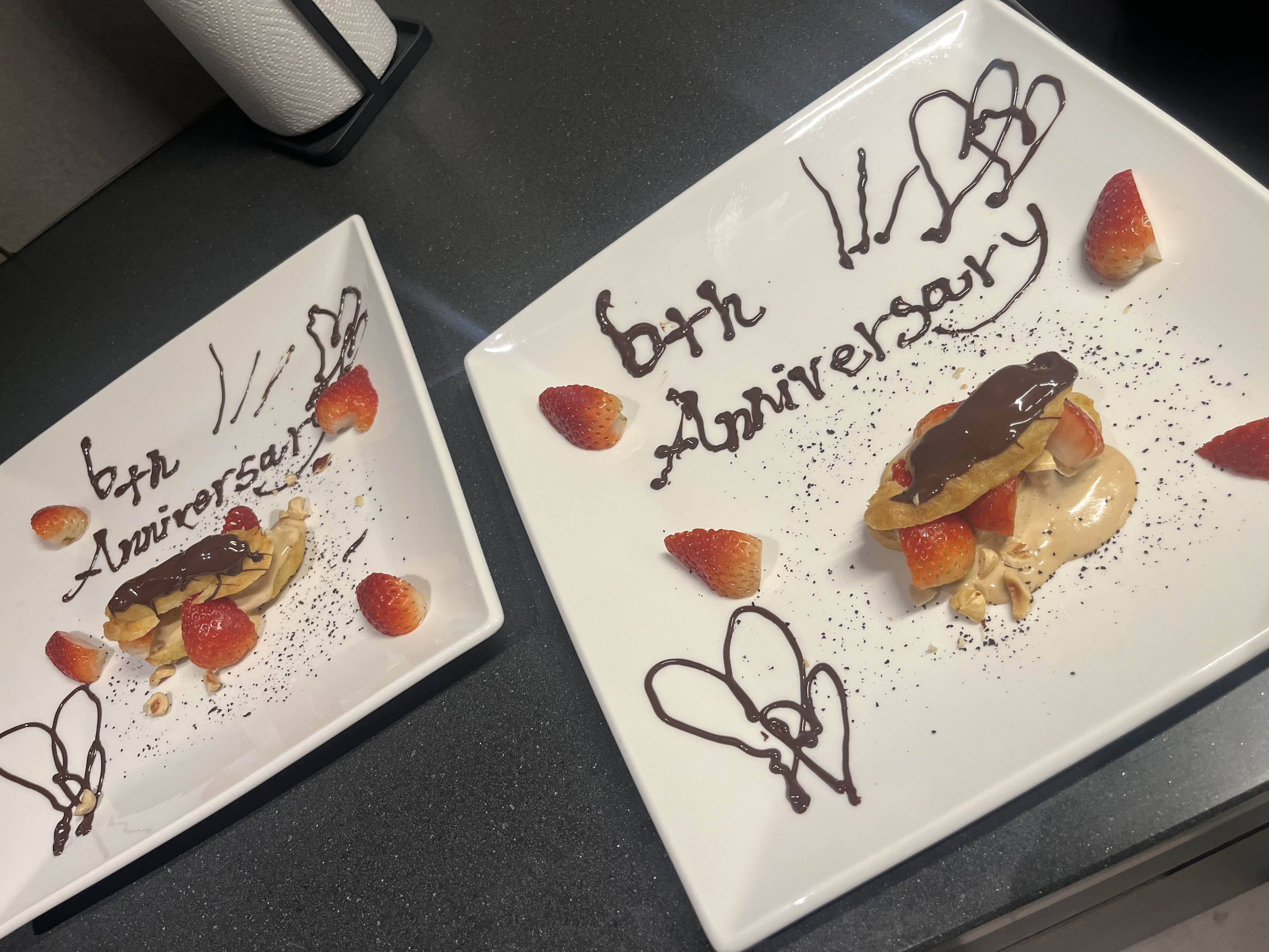 ヘーゼルナッツのエクレア