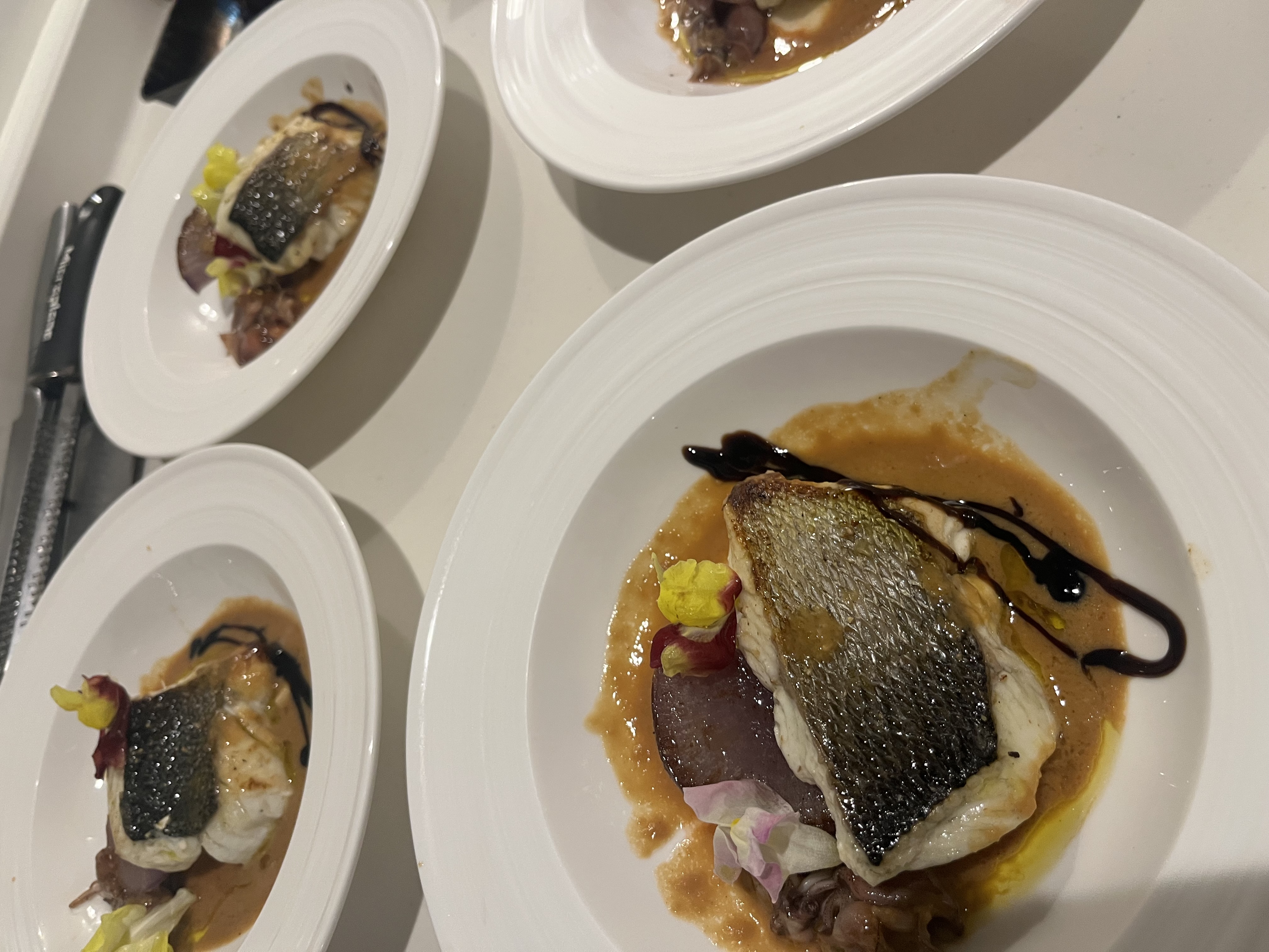 季節のお魚のデュグレレ