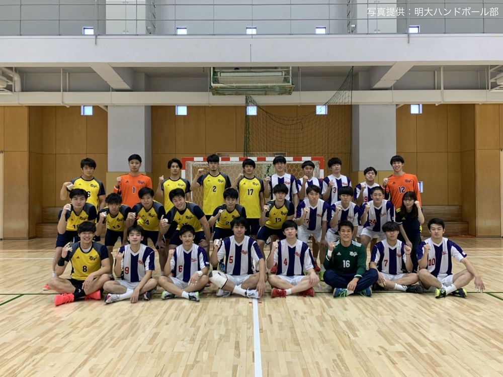 笑顔の引退試合 4年生が最後の勇姿／紅白戦 – 明大スポーツ新聞部