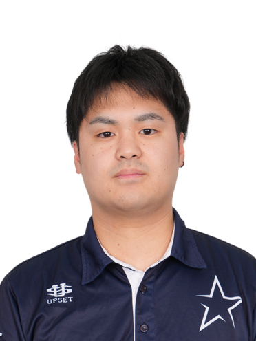 山根　駿矢
