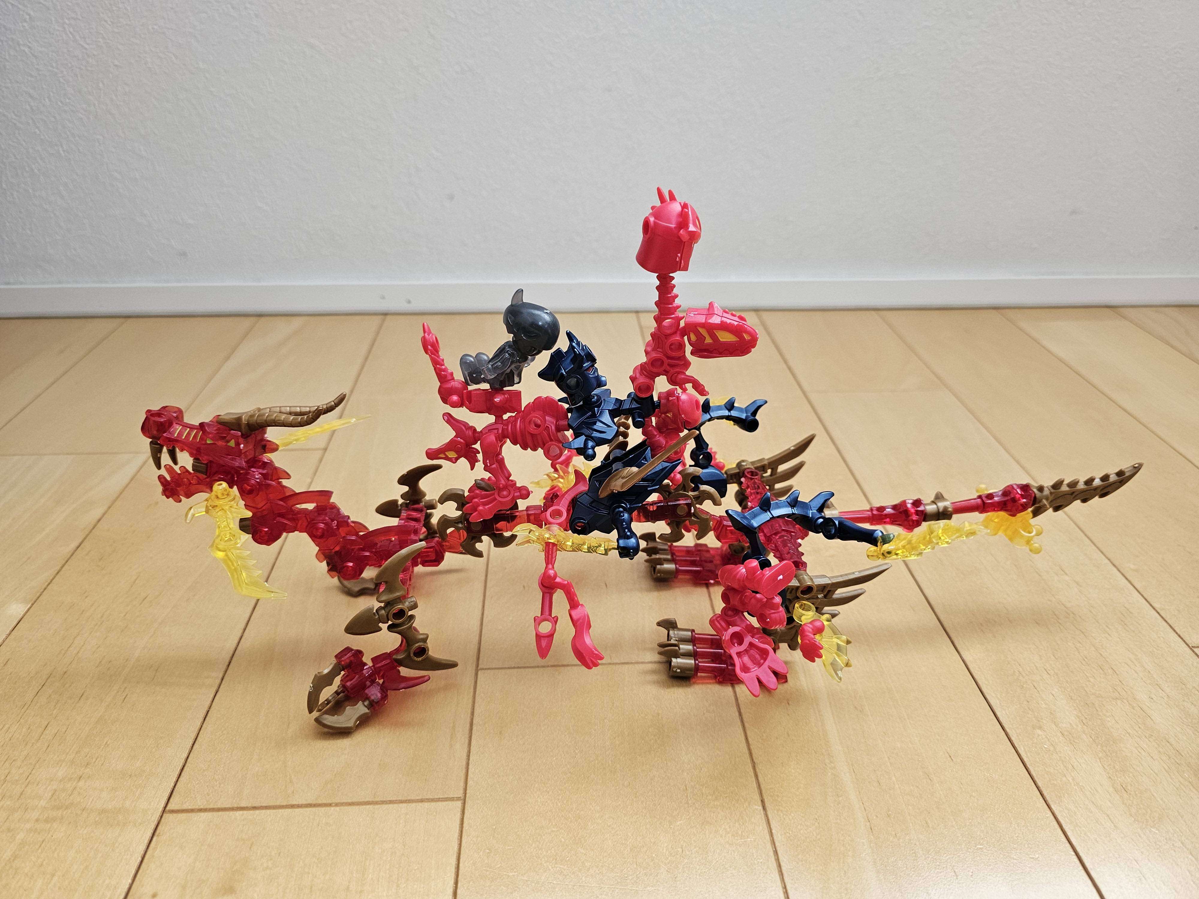 ほねほねメガDr.ヨッシーアーマードラゴン | カバヤ食品株式会社