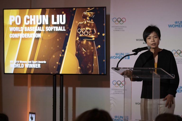 狂賀劉柏君為我國第一人 獲國際婦女與運動世界獎座