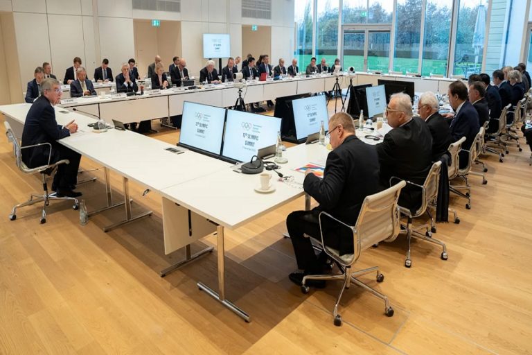國際奧會（IOC）允許俄羅斯運動員以中立身分參與 2024 巴黎奧運