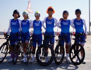 在F1附近比自由車　羅葳、駱柏丞、劉恩秀、謝治翔、楊喬卉、謝昊軒混團『銀』得特殊經驗