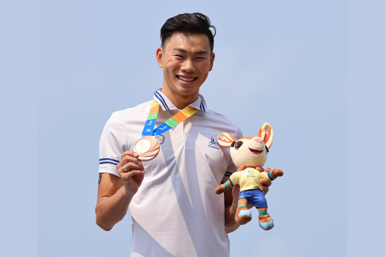 鐵人兩項傳捷報！ 潘子易衝出中華代表團第一面獎牌