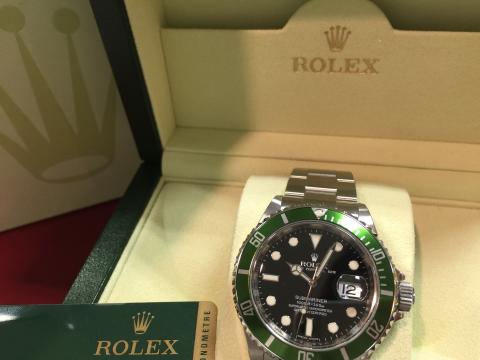 ロレックス ROLEX サブマリーナー デイト 116610LV M番