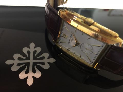 パテック フィリップ PATEK PHILIPPE ゴンドーロ 5124J-001