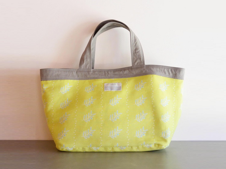 瀬戸内海オリーブ柄 倉敷帆布リバーシブルバッグ Eritto 株式会社襟立製帽所