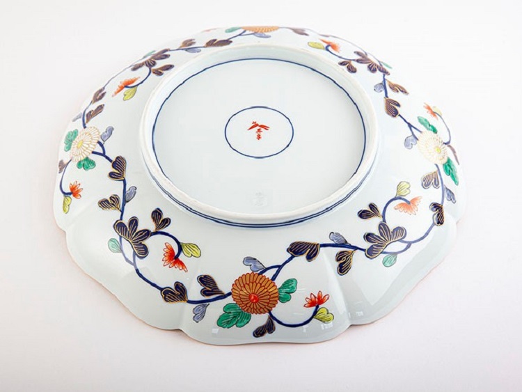 有田焼の技巧を尽くした美しい盛皿【賞美堂本店】其泉「琳派 古伊万里