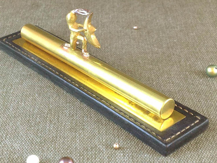 なんだか癒される文鎮【gnome.KJ】文鎮/ペーパーウェイト